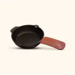 غطاء يد جلد للمقالي – Alma Cast Iron