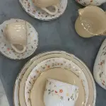 طقم أركوبال تيلاندي 116 قطعة ماتشينج Latte Spring Flower